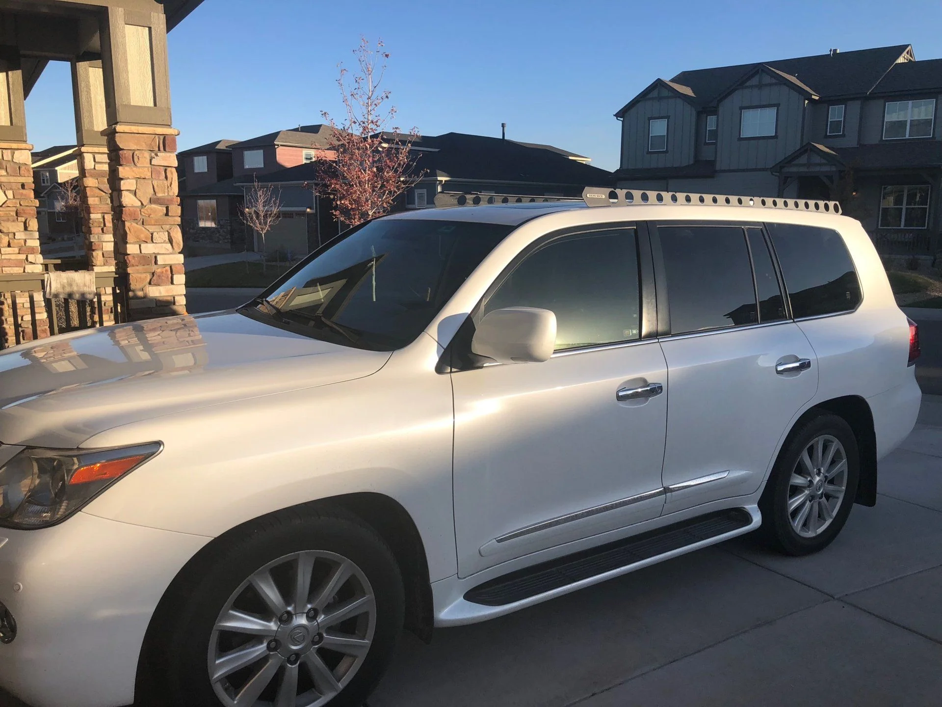 LX570 Rhino Rack Backbone and Platform | IH8MUD.com Forum