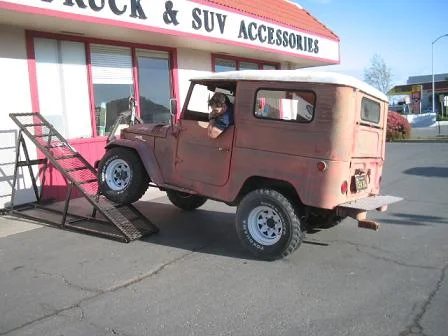 1962 FJ40 019.webp