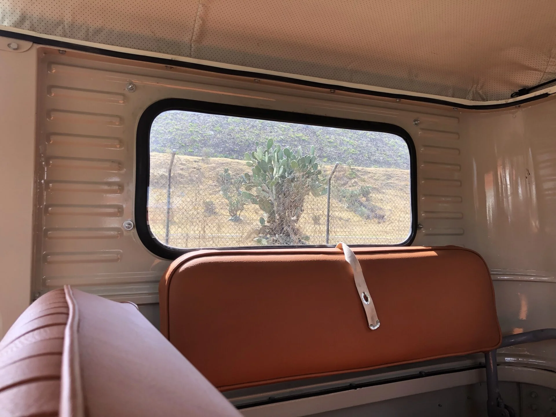 1965_FJ40_Rear_Seats_Mexico.JPEG