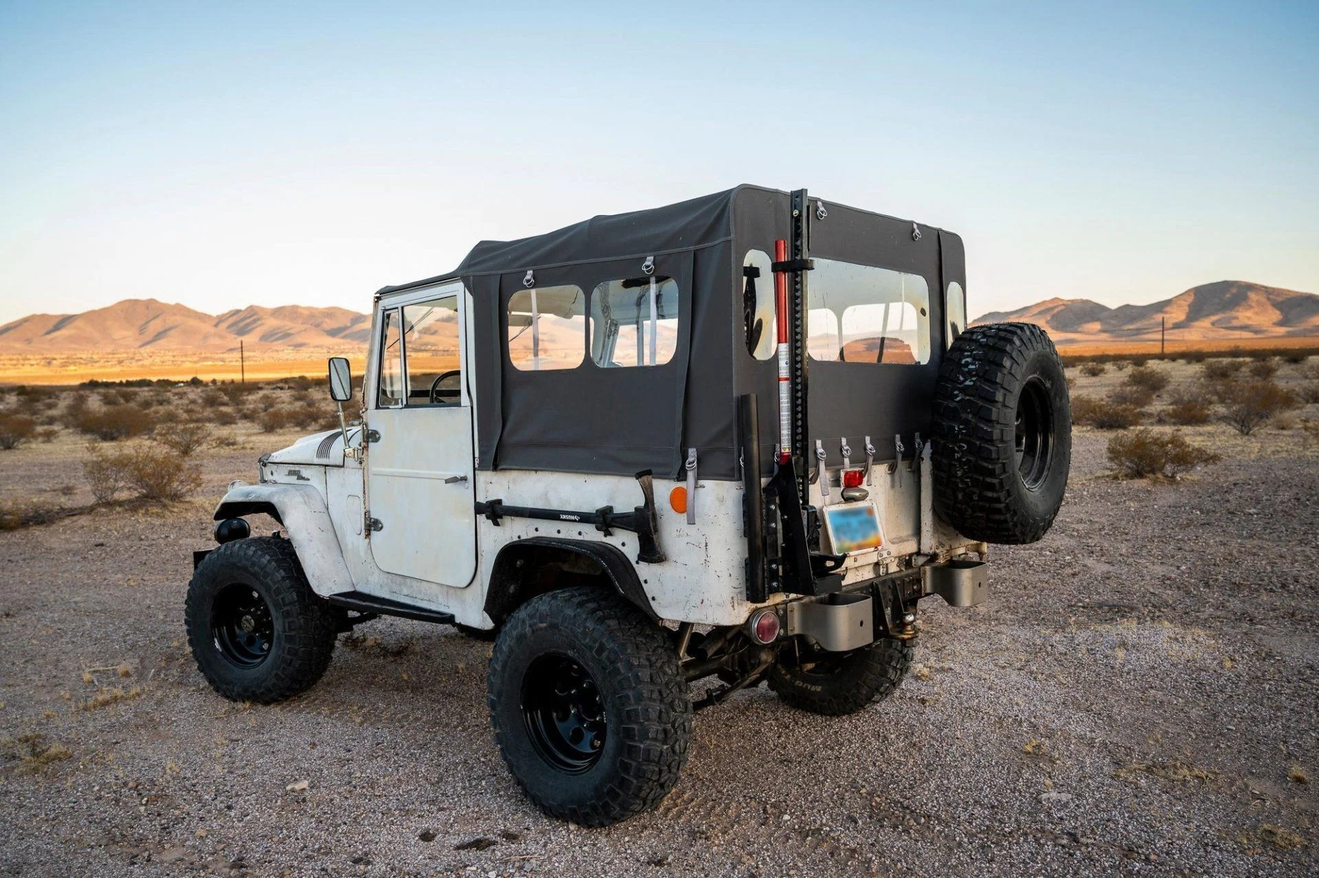 1967_toyota_land_cruiser_fj40_1615179470a812d7cbb9ff4fa947Z6N_9779.webp