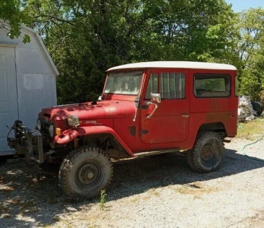 1971 FJ40  1.jpg