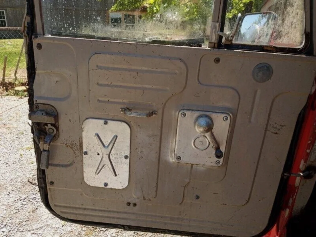 1971 FJ40  12.webp