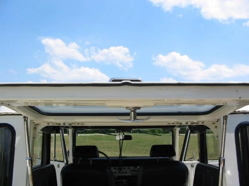 1973 FJ 40 White Cruiser 033.webp
