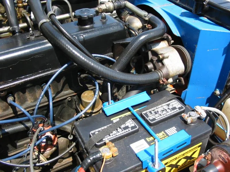 1973 FJ 40 White Cruiser 037.webp