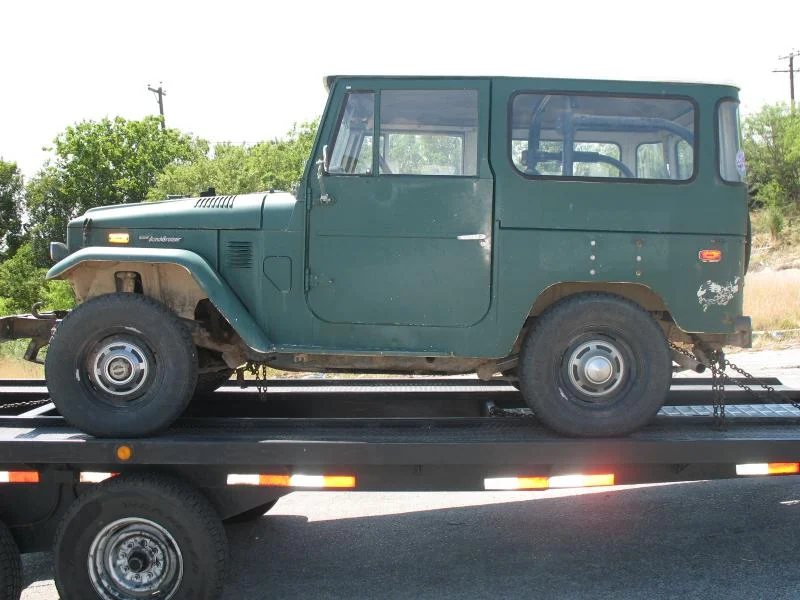 1973 FJ40 002.webp