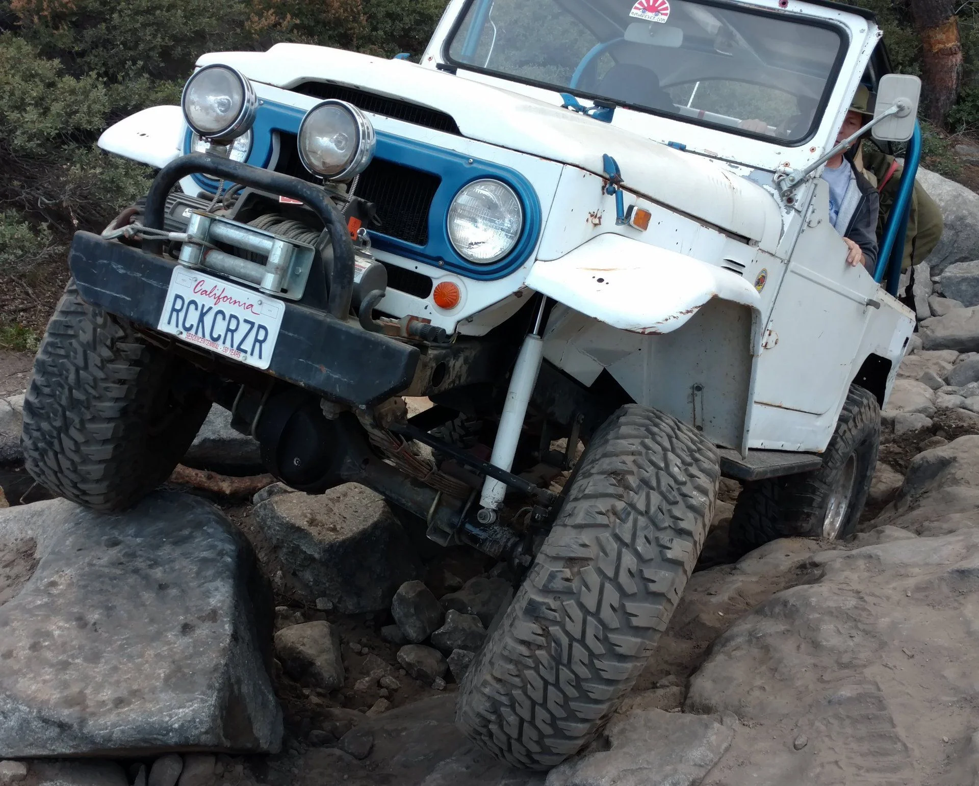 1973_FJ40_e.webp