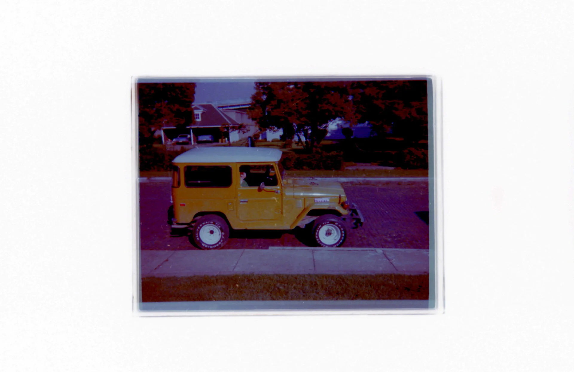 1975FJ40_inPtPtWVjpg.webp