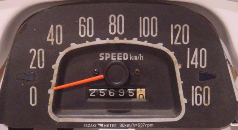 1978_speedo_160kmh.webp