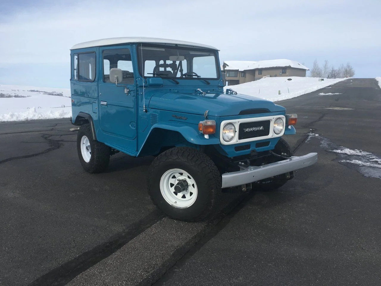 1979ToyotaFJ40Blue_FJ40299273 (37).webp