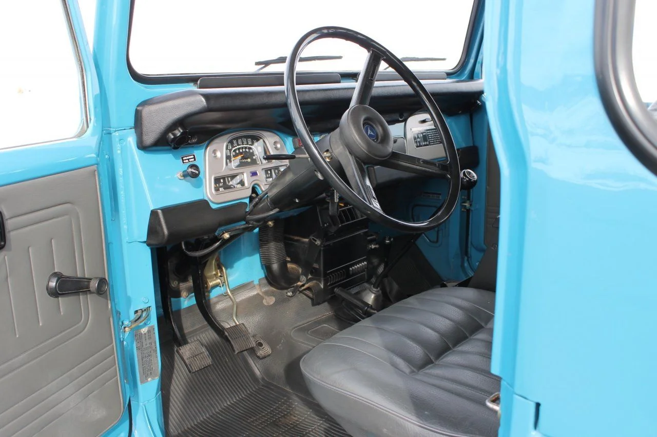 1979ToyotaFJ40Blue_FJ40299273 (82).webp