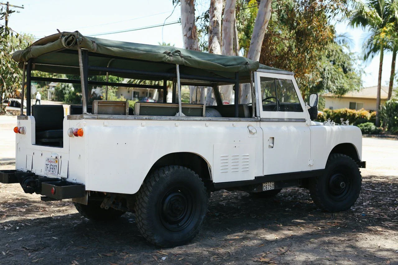 1980-Land-Rover-Series-3-002.webp