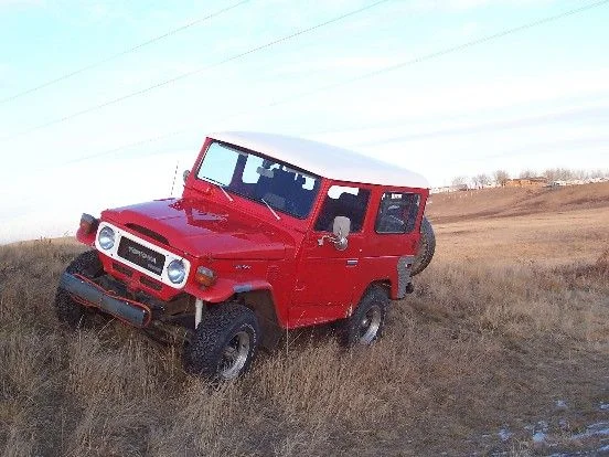 1980_BJ40 Drvr front.webp