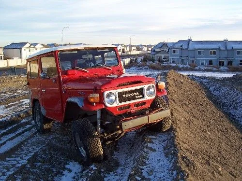 1980_BJ40 Pssgr front.webp