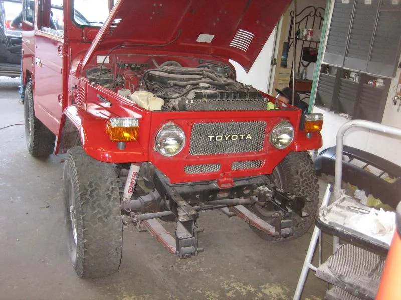 1982 FJ40 Repair 180.webp