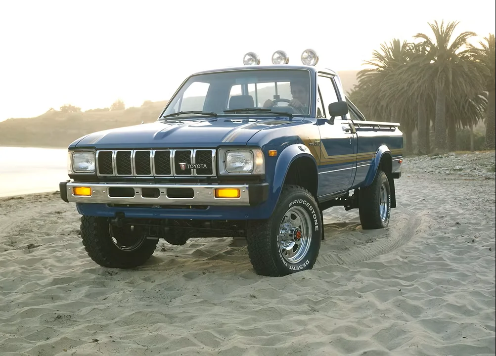 1982_Toyota_Trucks_02.webp
