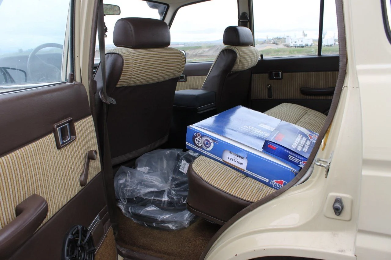 1982ToyotaFJ60Tan_JT3FJ60G3C0025040 (15).webp