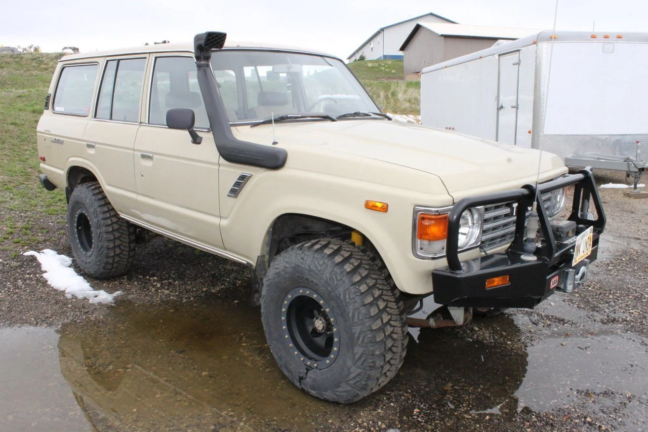 1982ToyotaFJ60Tan_JT3FJ60G3C0025040 (2).webp