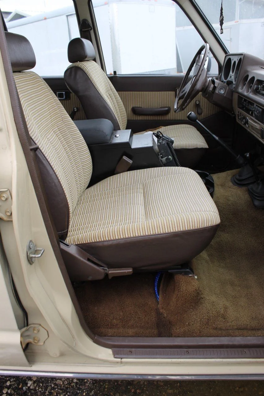 1982ToyotaFJ60Tan_JT3FJ60G3C0025040 (22).webp