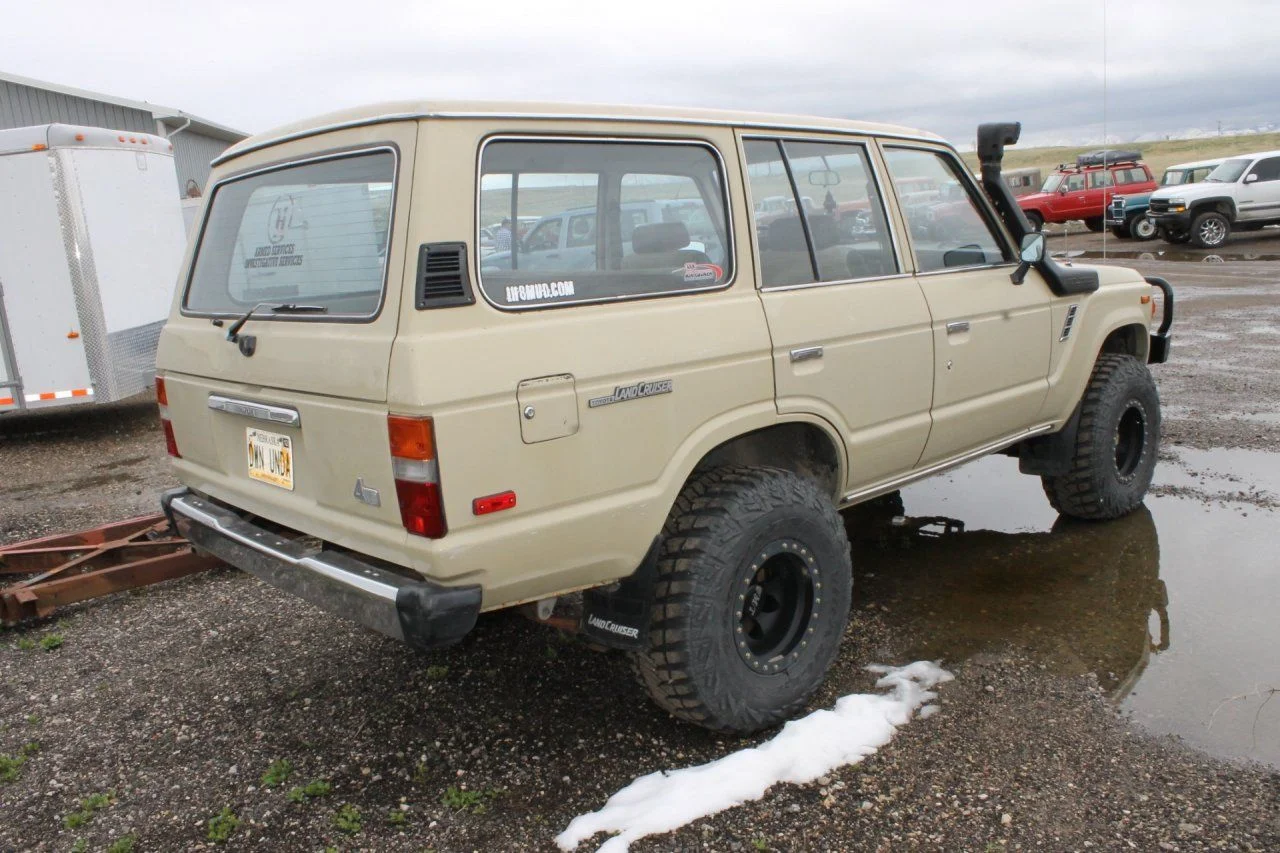 1982ToyotaFJ60Tan_JT3FJ60G3C0025040 (4).webp