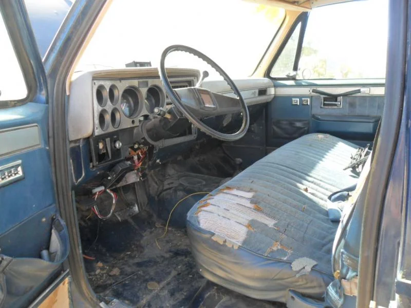 1984 Crew Cab 005.webp