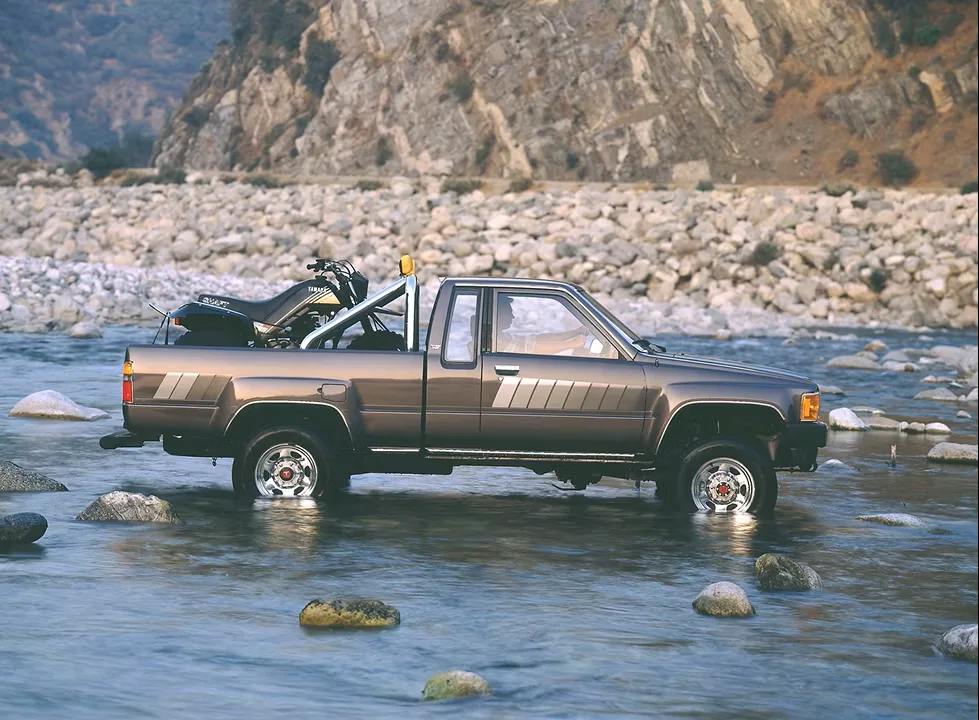 1984_Toyota_Trucks_05.webp