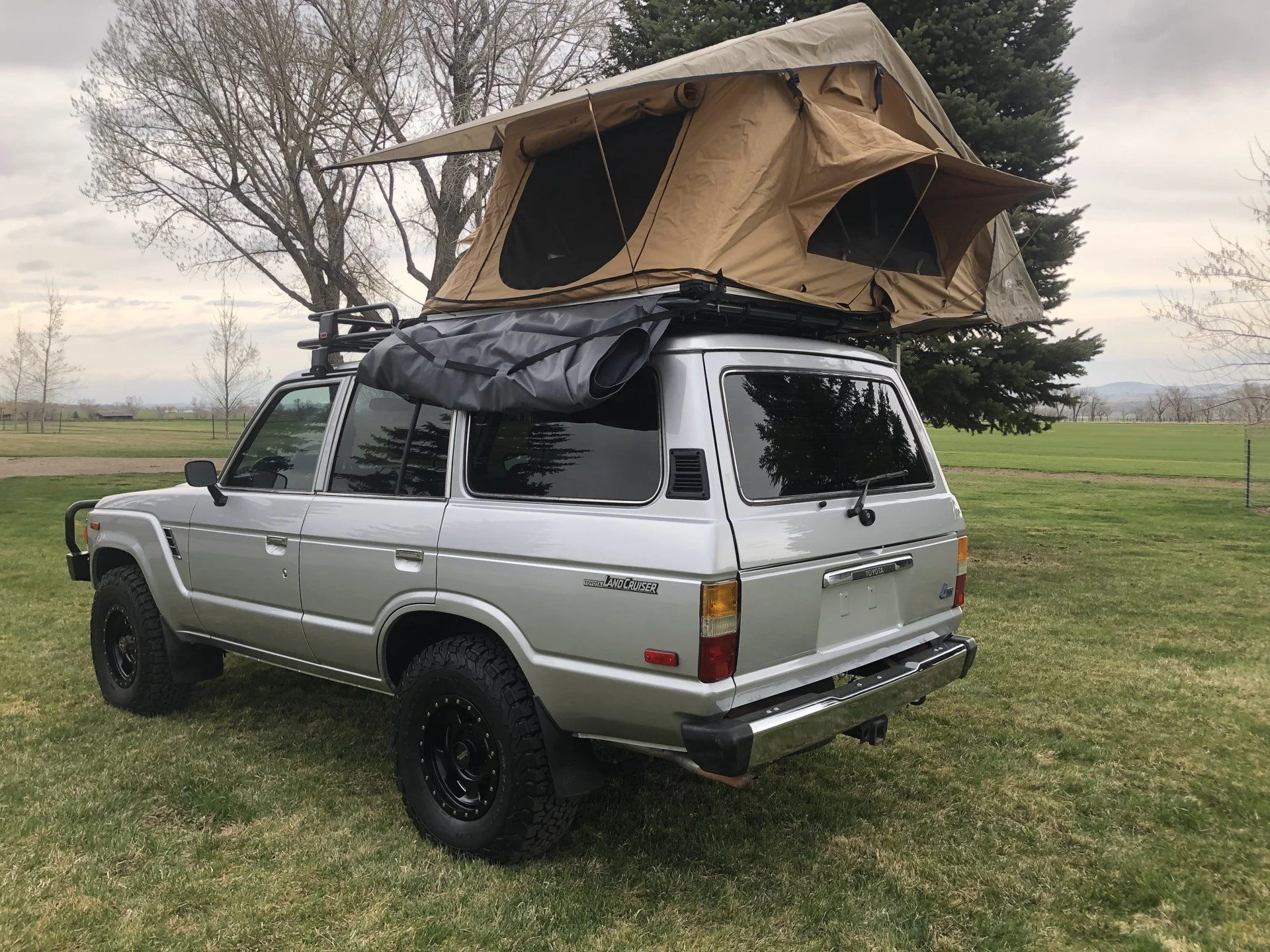 1985ToyotaFJ60Silver_JT3FJ60G3F1131325 (118).webp