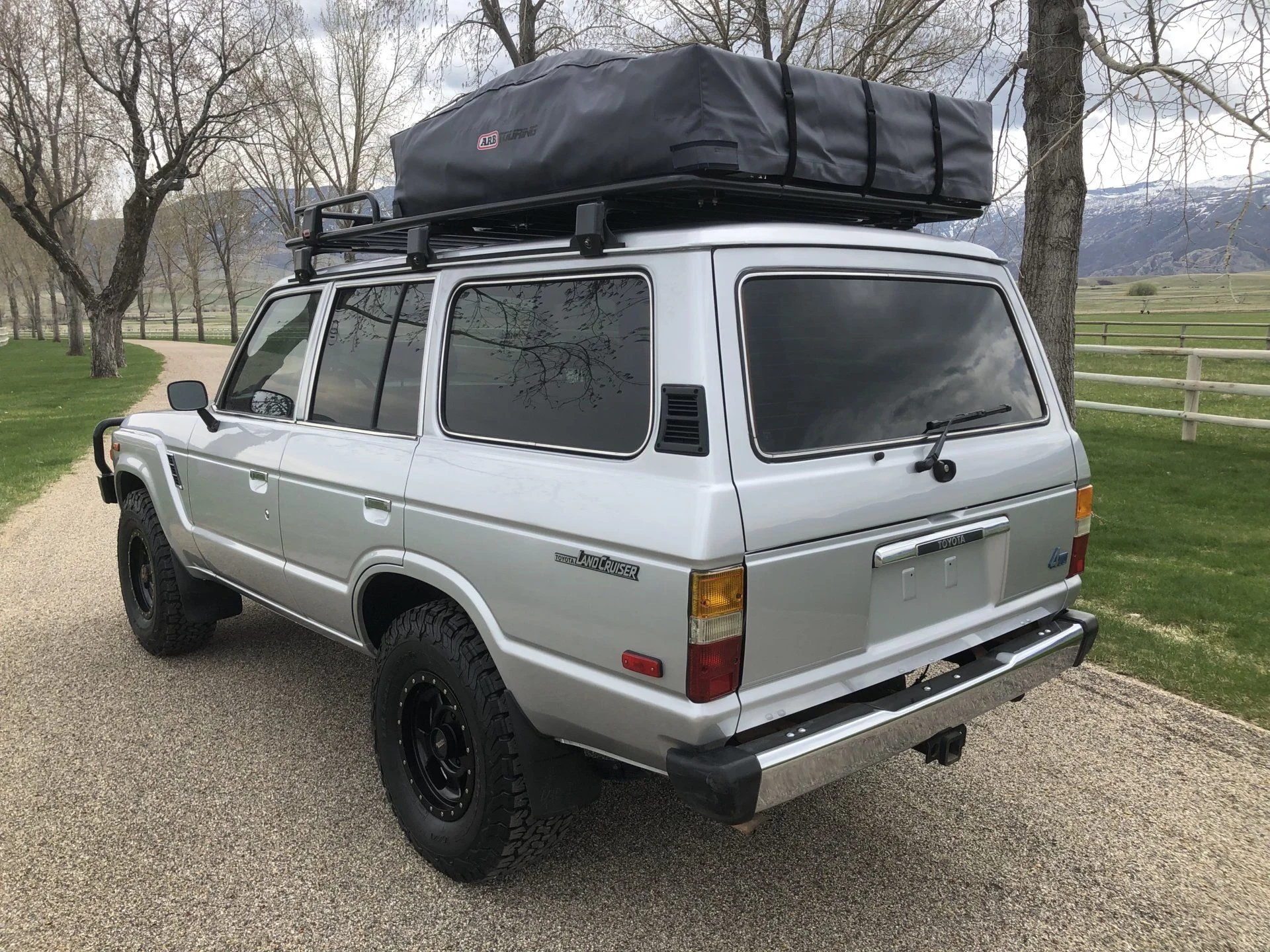 1985ToyotaFJ60Silver_JT3FJ60G3F1131325 (48).webp
