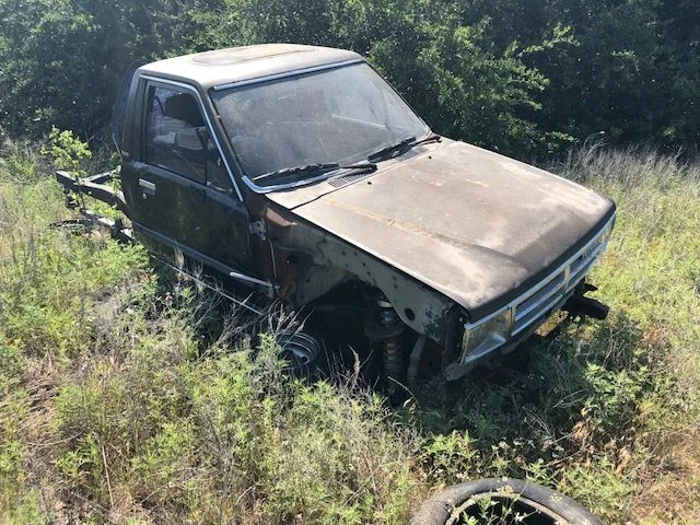 1987 Toyota pickup.webp