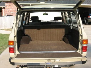 1987FJ60Rear.webp