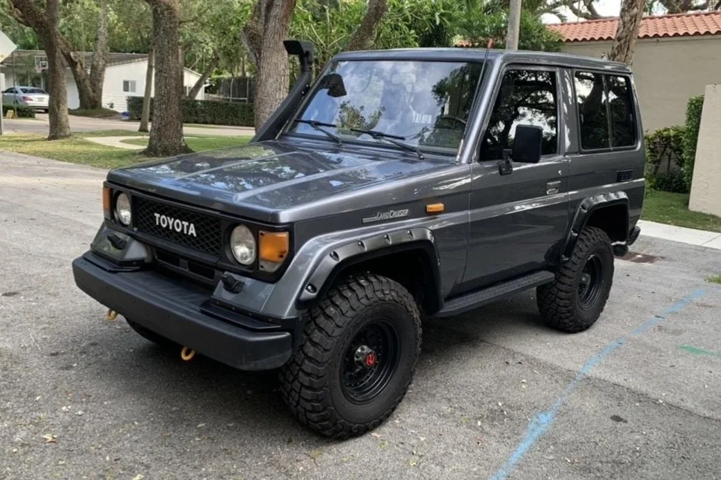 1988_toyota_land_cruiser_70_1590182286ab8e8543b60a419a76BF8CEB-85BF-413E-B4F2-53C339CF4E15 copy.jpg