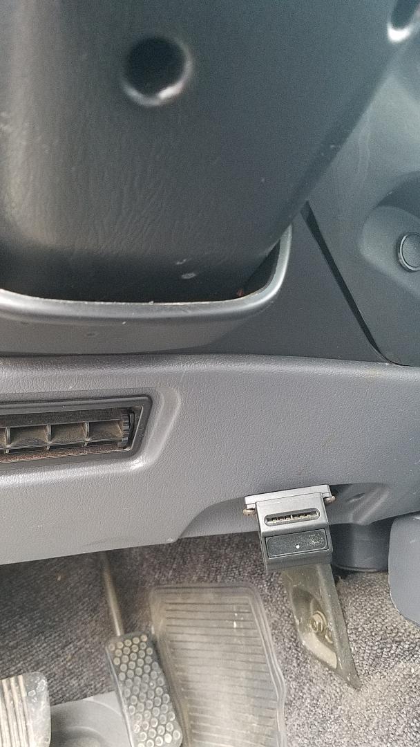 1991 FJ80 Box Underneath Dash.jpeg