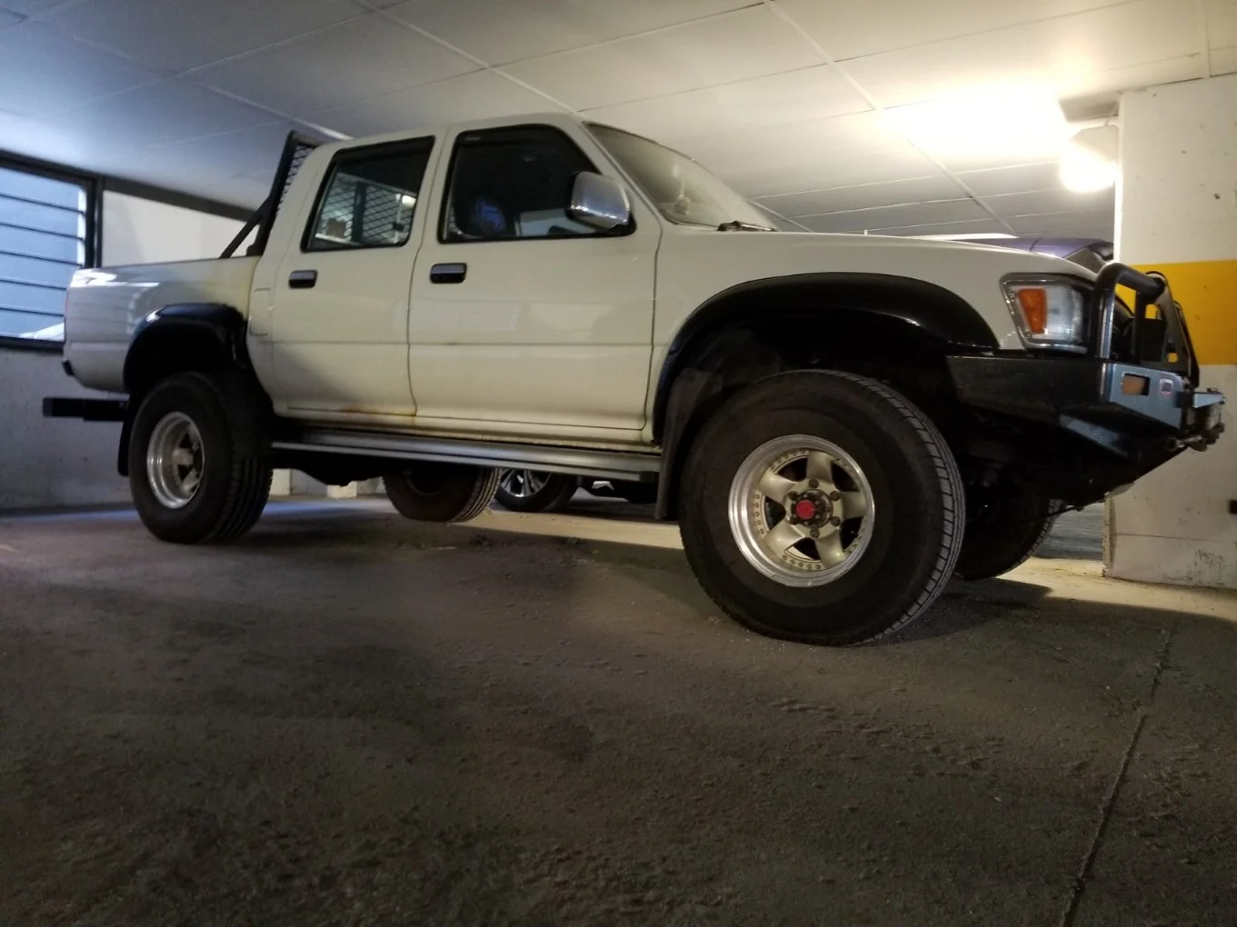 1992 Toyota LN107 Double Cab 4x4 5 Spd. u jpg.webp
