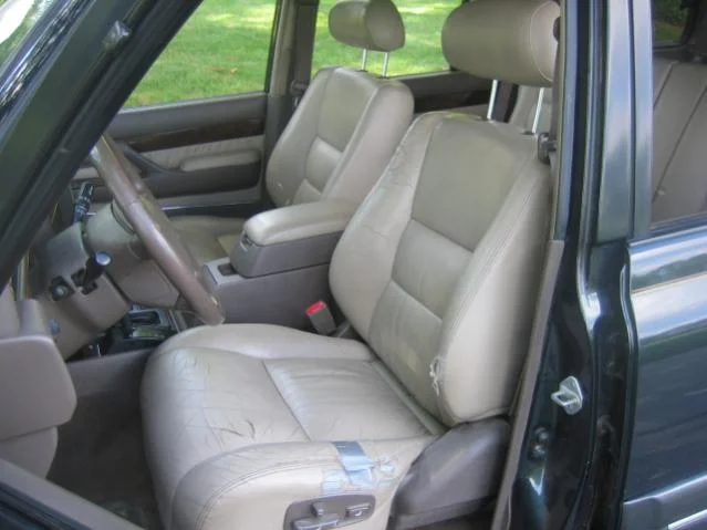 1997 Lexus LX450 005.webp