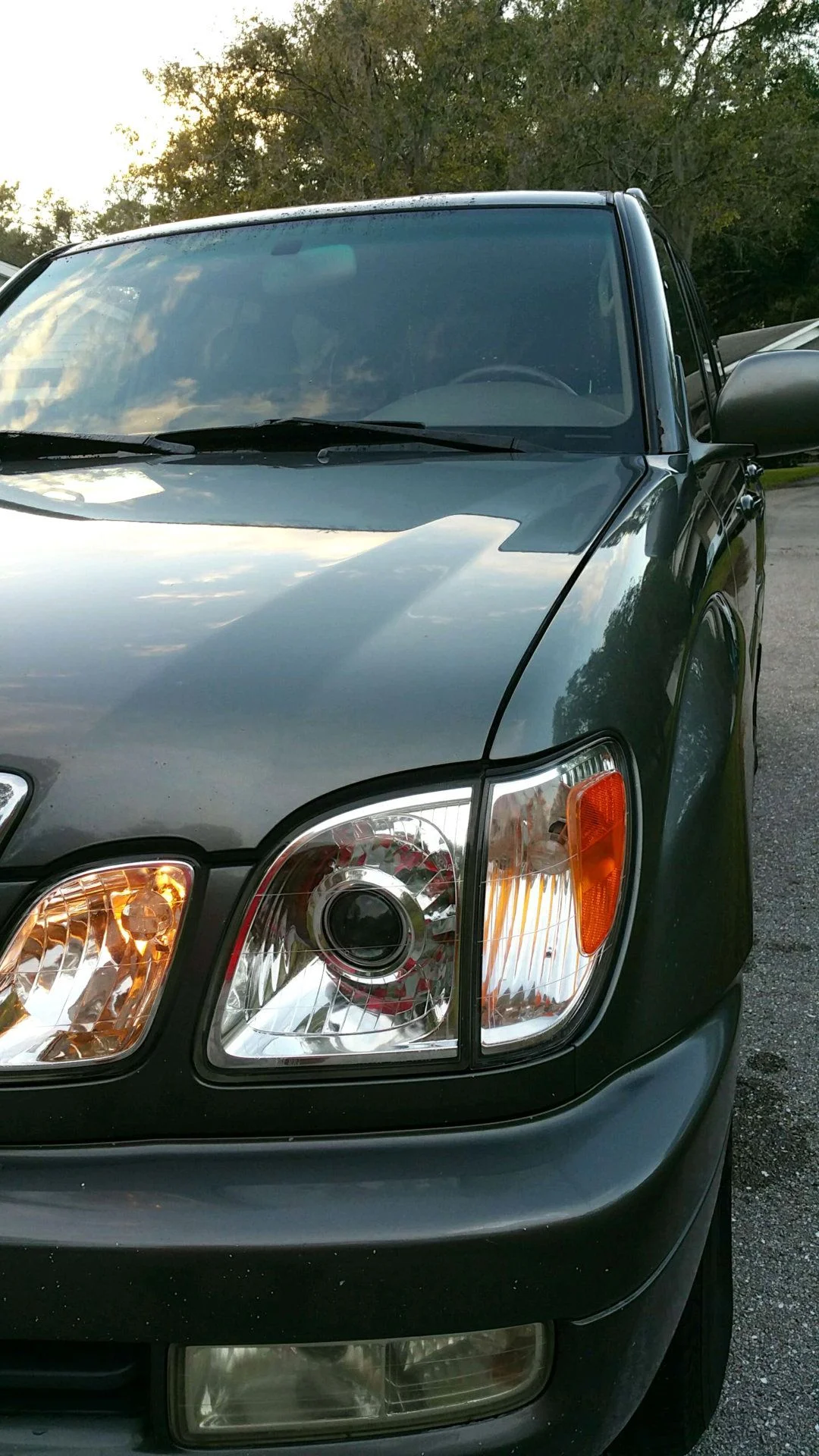 1999 LEXUS LX470 LFRONT HEADLIGHT DRIVE 1.webp