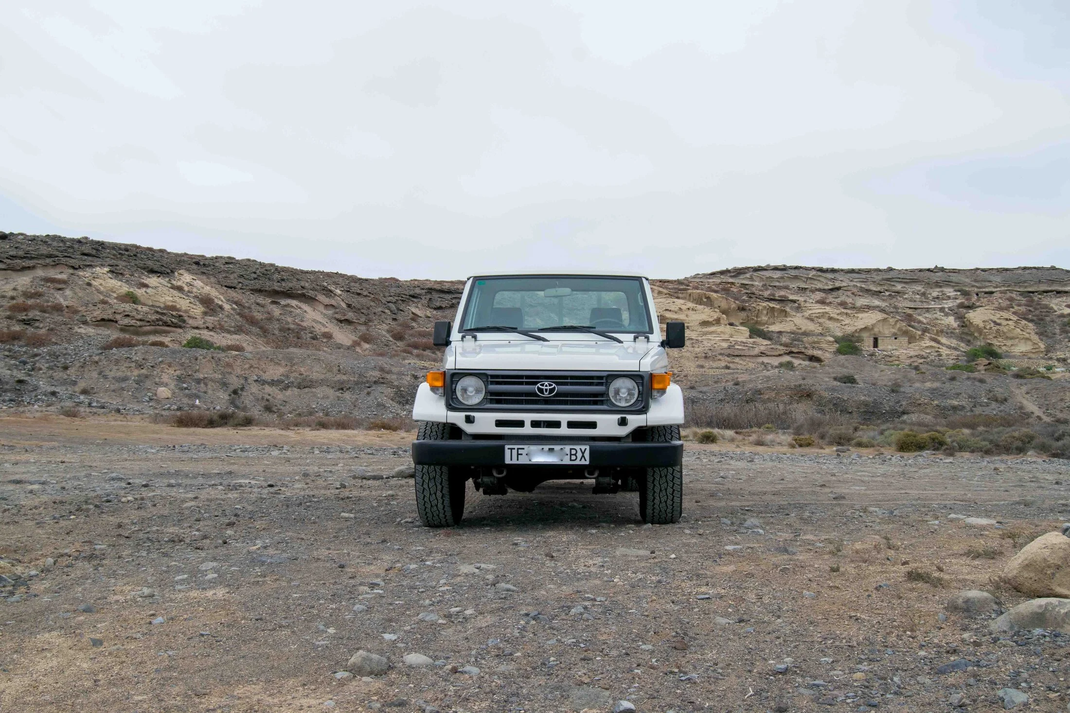 1999 TLC HZJ75 Exterior (1 of 48).jpg