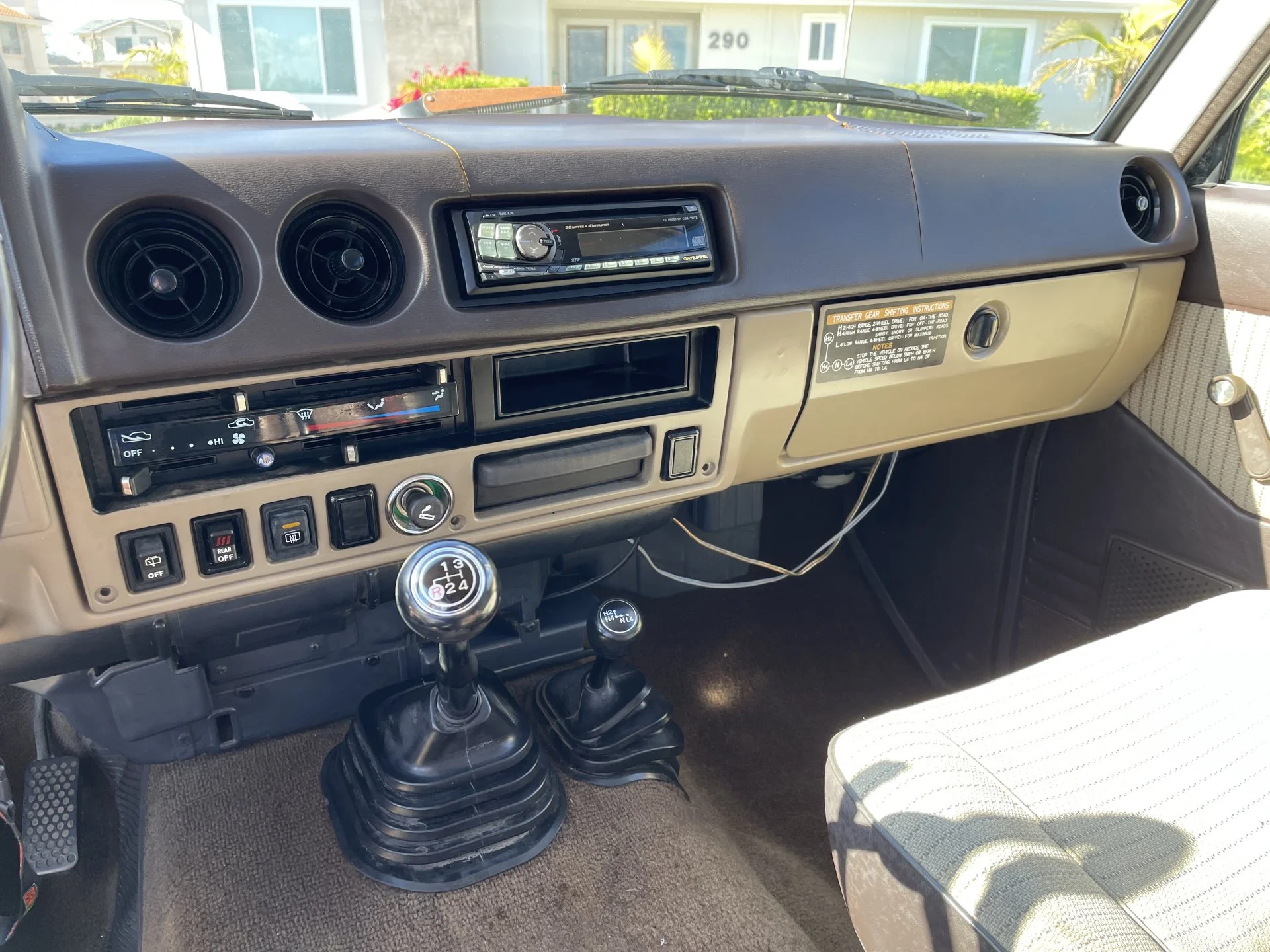 1D610B9E-DAF1-4F28-95A3-273CD12F968B.webp