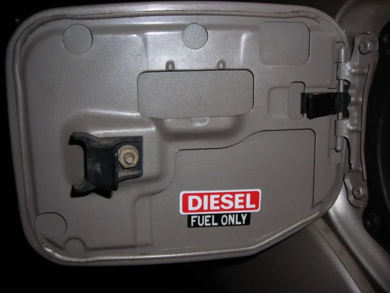 1HD-T FJ80fuelJPG.webp