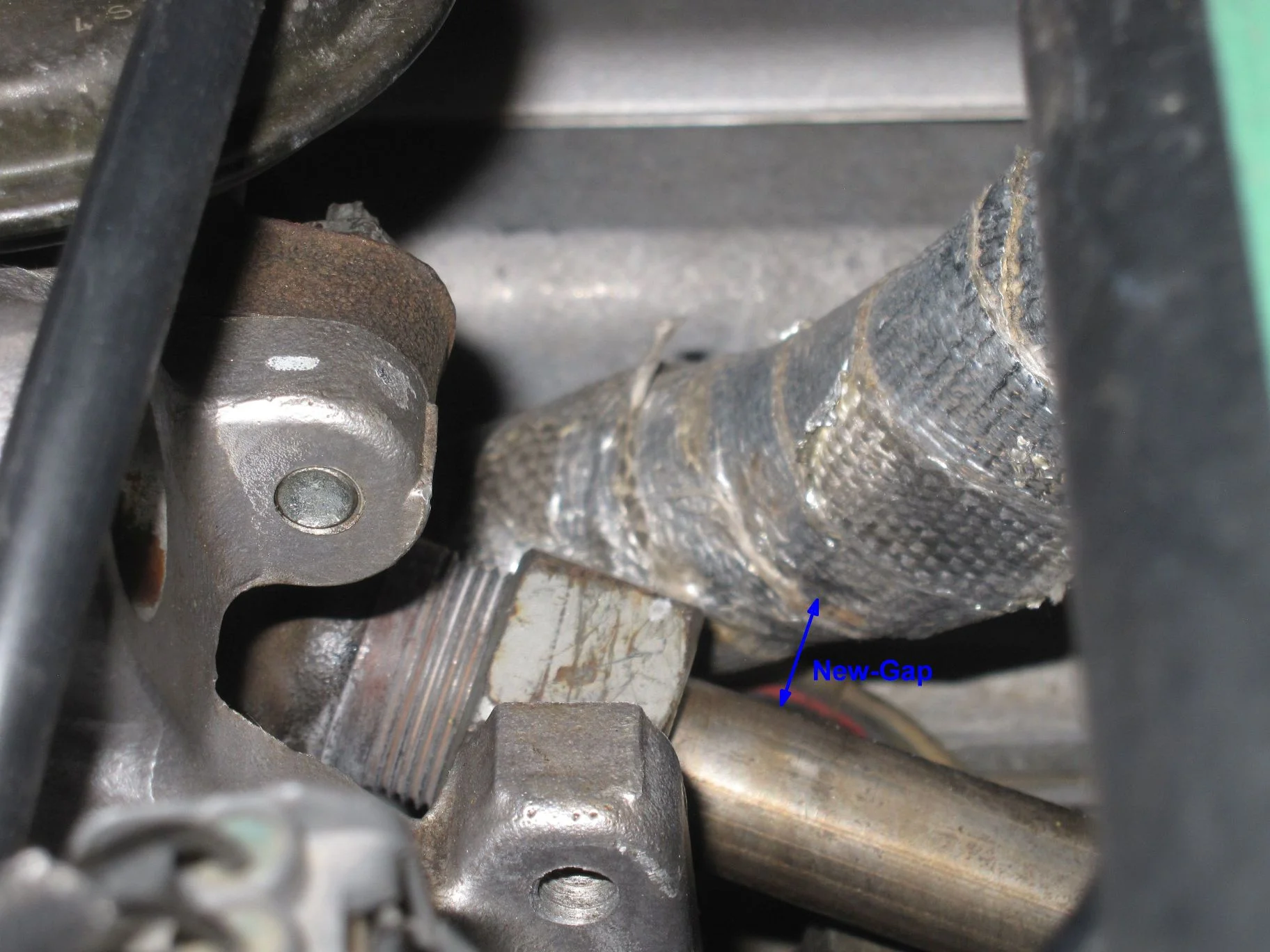 1inchBodyLift_EngineWireHarness_EGR_NewGap.webp