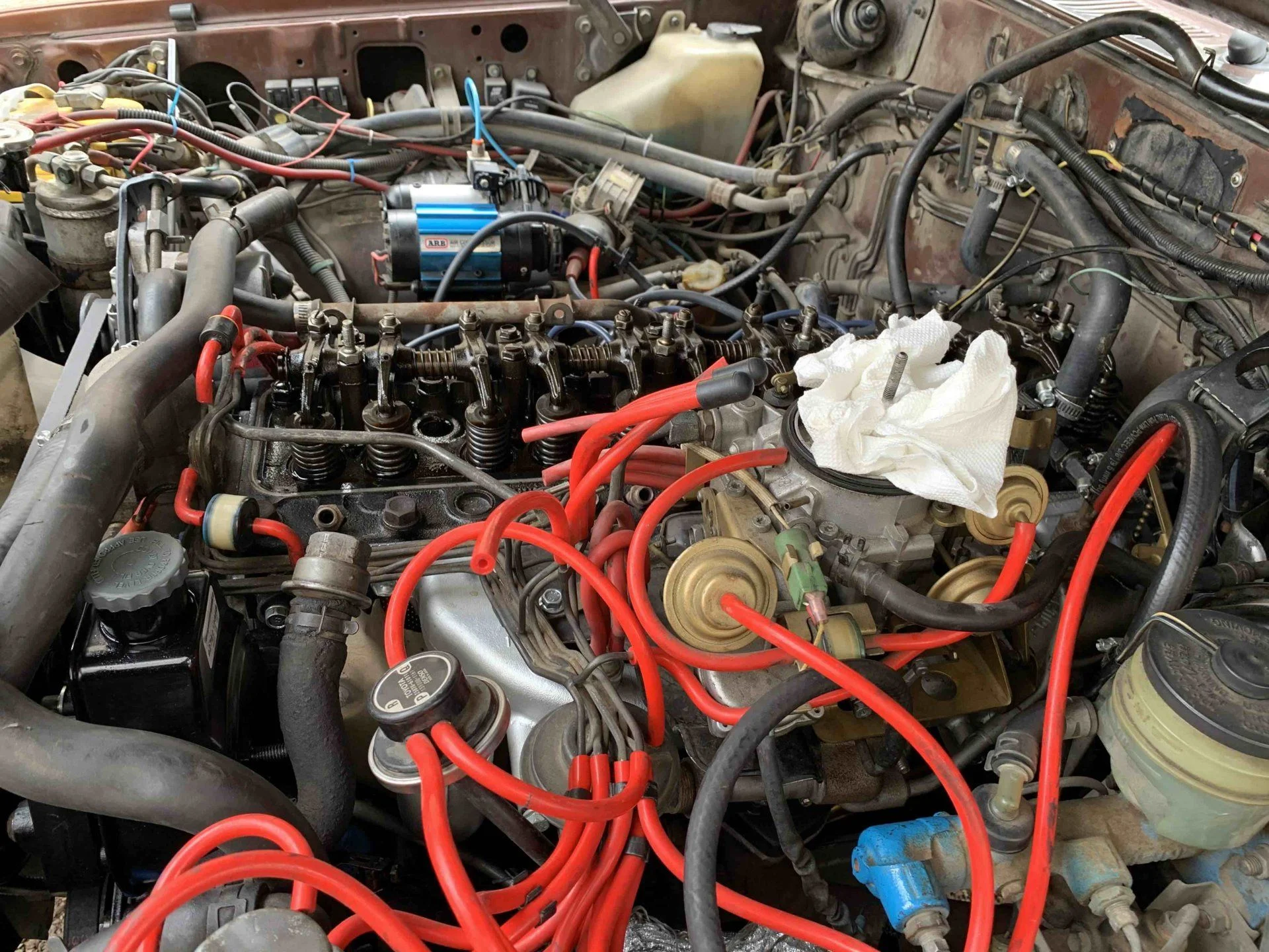 2 - 2F no air rail valve cover.webp