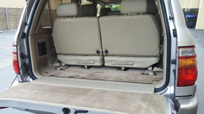 2000-Toyota-Land-Cruiser-19-58fc2782c0f66.webp