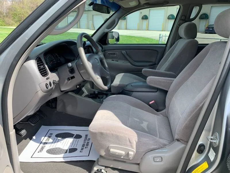 2001-2004 Toyota Sequoia .webp