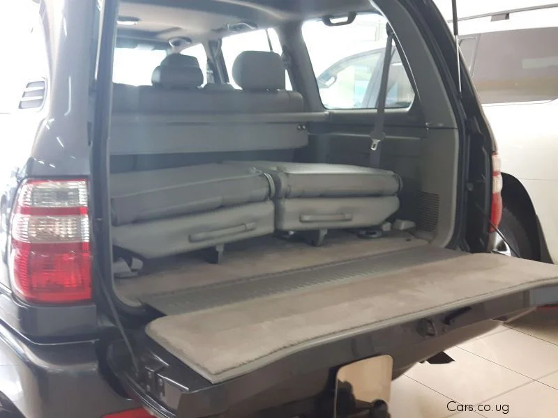 2002-Toyota-LAND-CRUISER-AMAZON-124-2795228_13.webp