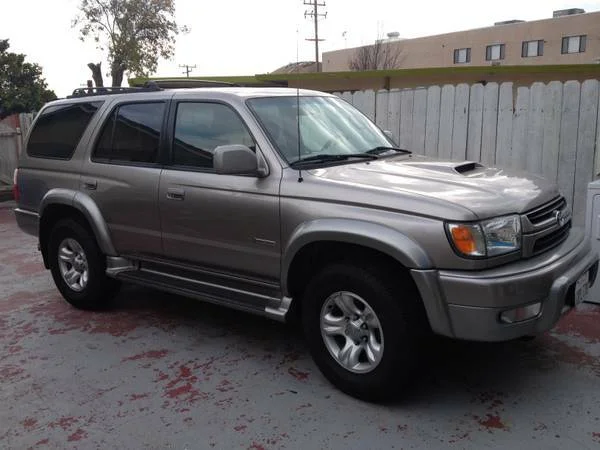 2002_4runner.webp