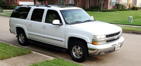 2002_Suburban_1.webp