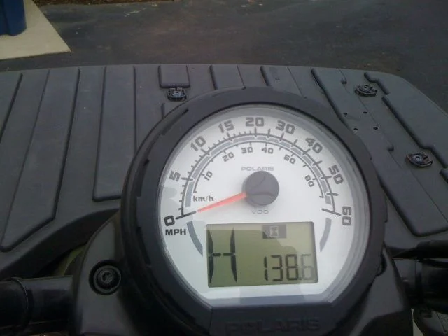 2004 Polaris Magnum 4x4 330cc 030.webp