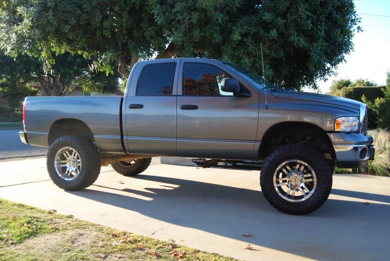 2005 Dodge 004.webp
