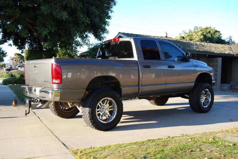 2005 Dodge 005.webp