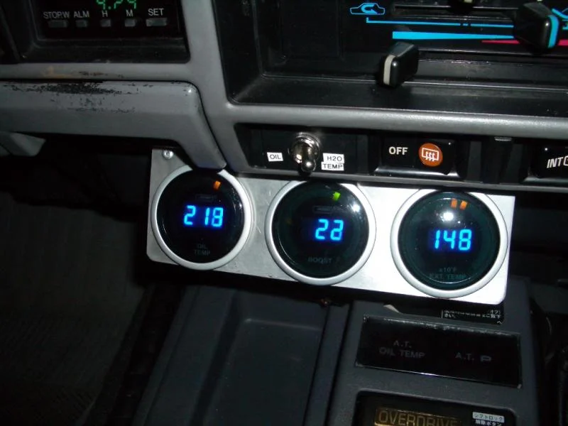 20080522 Toyota guages.webp