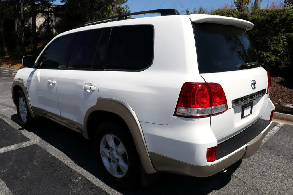 2009_toyota_land_cruiser-pic-03.webp