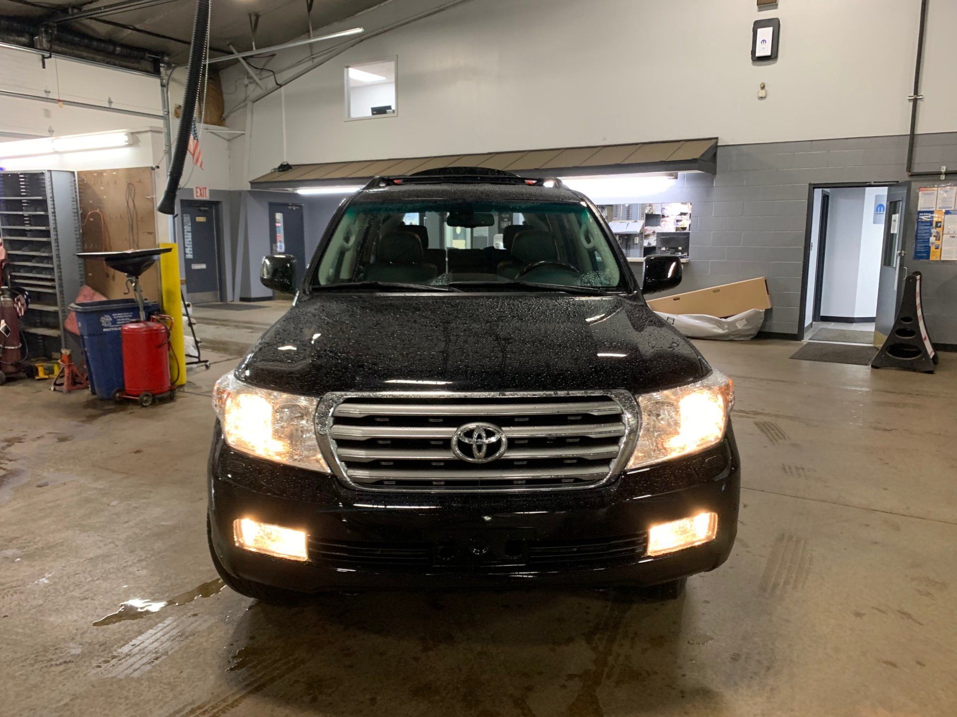 2010 LC Front wet.jpg
